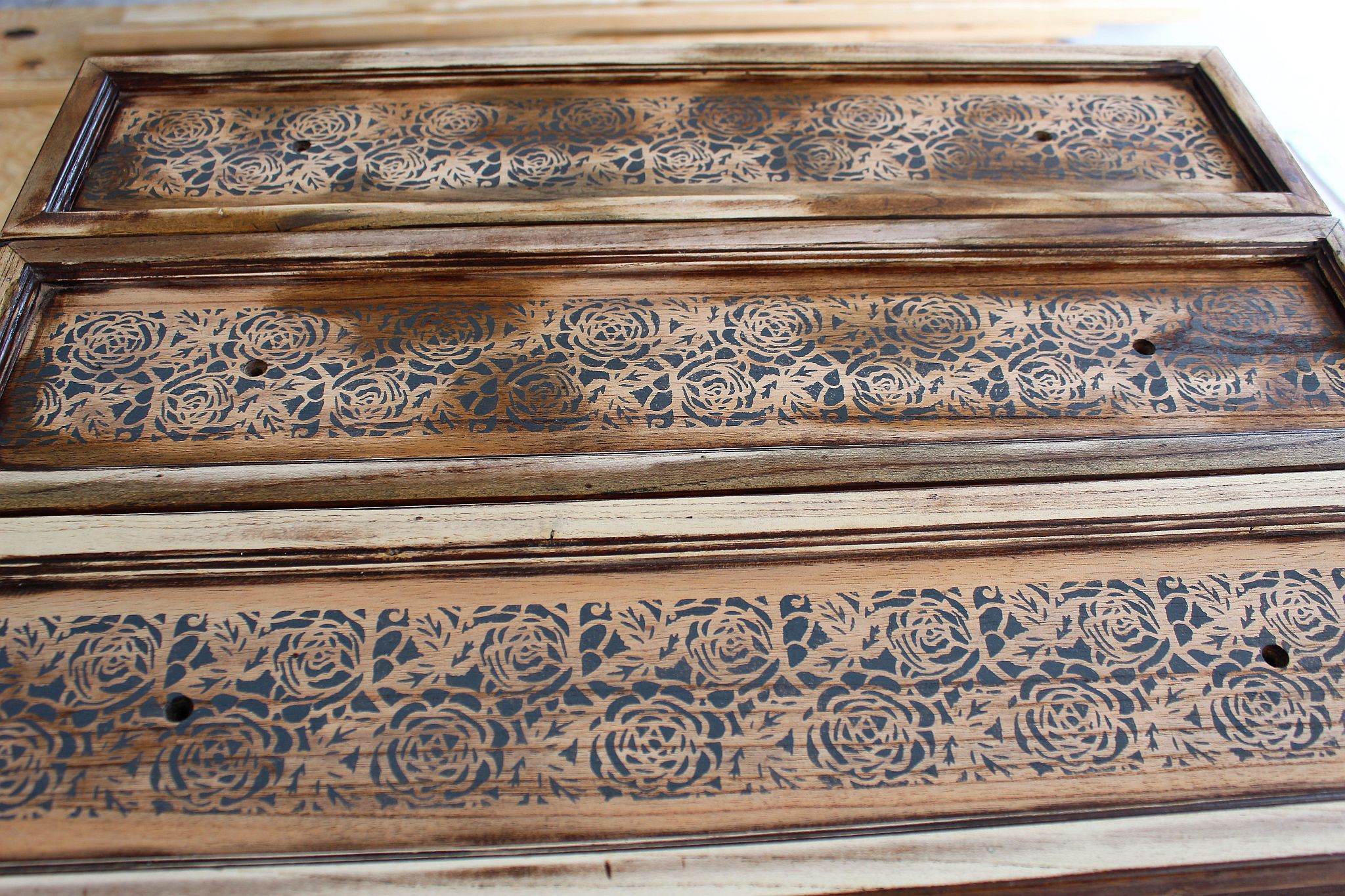 Making Rustic Drawer Rustic Meets Elegance – 3 Drawer Sidetable – Nooks In Bloom